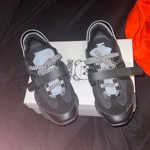 MOSCHINO TEDDY ROLLER SKATES BLACK 260$ OBO